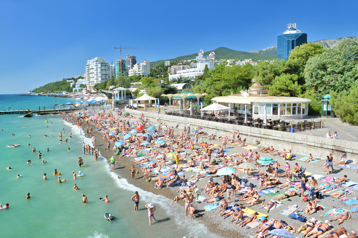 Beach+in+Yalta.jpg