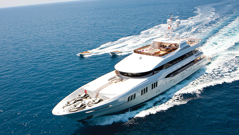 CARPE-DIEM-motor-yacht-trinity-2011-58m-cruising.png