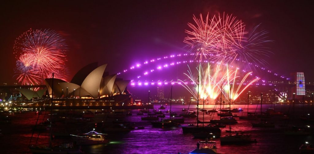 Capodanno-2020-fuochi-dartificio-a-Sydney-per-salutare-il-nuovo-anno-2-1024x501.jpg