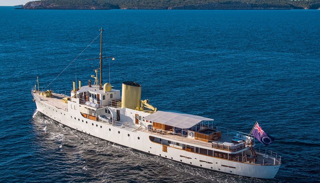 charter-marala-yacht-5.jpg