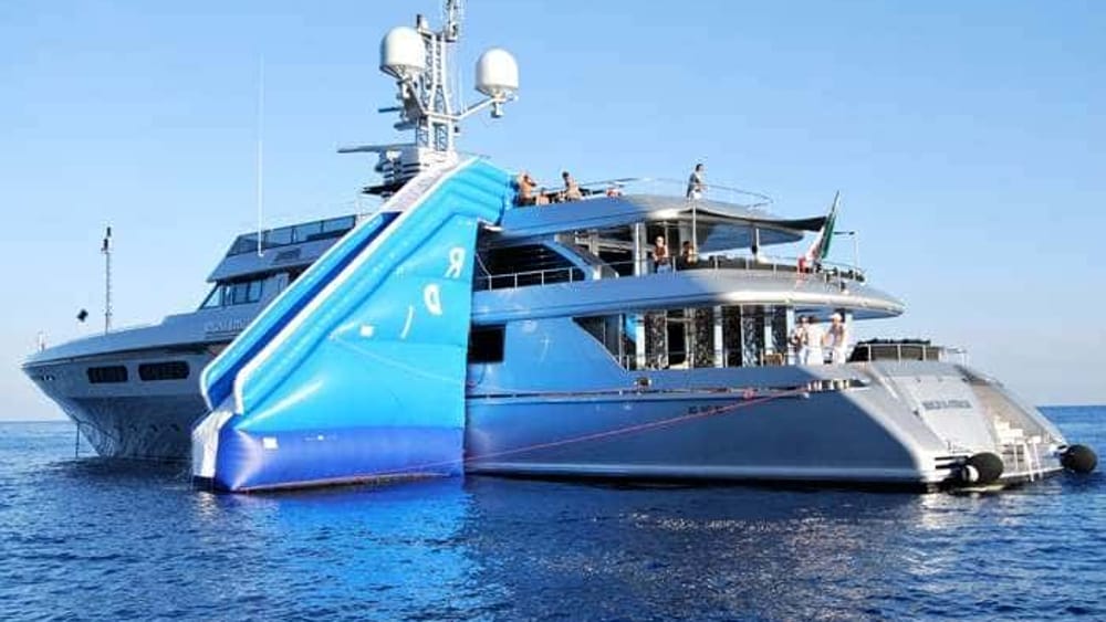 regina-ditalia-yacht-2.jpg